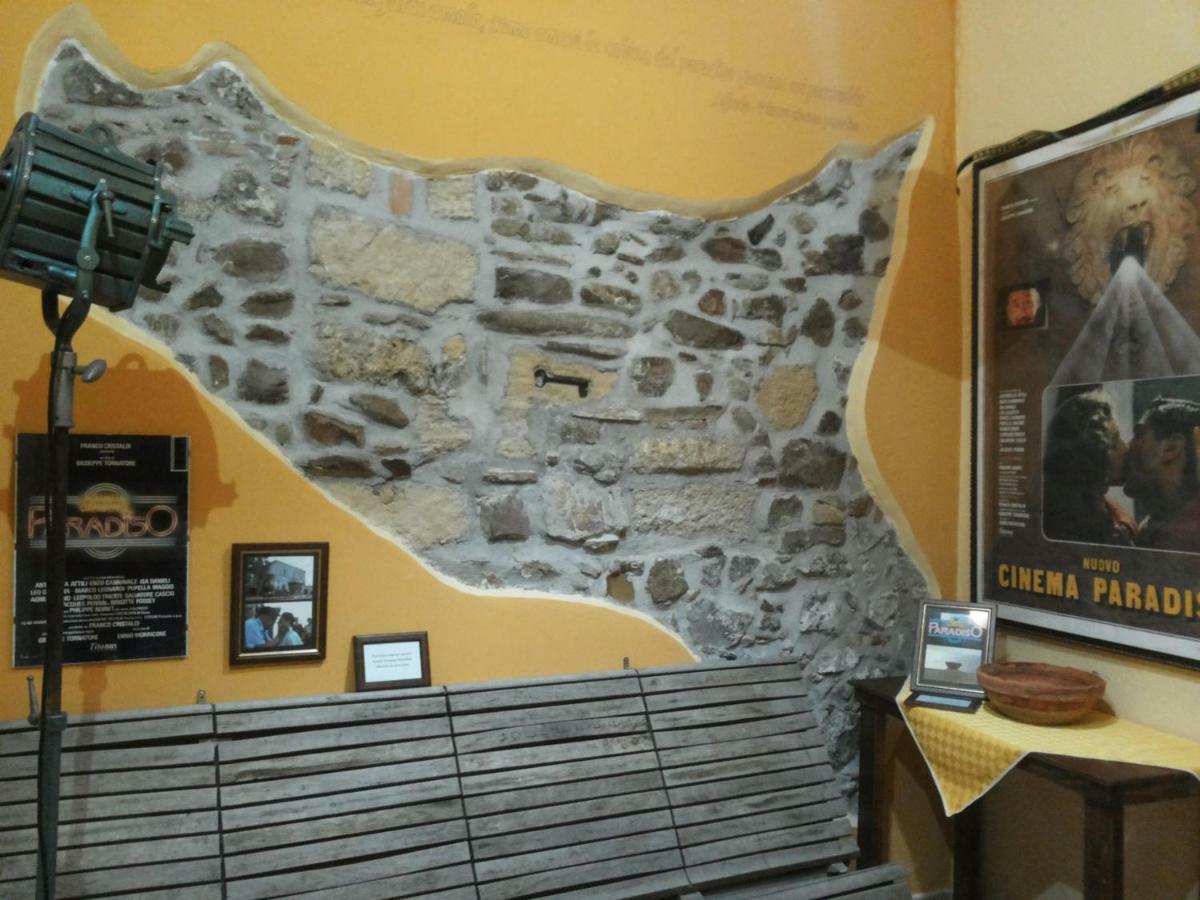 Casa Cinema Paradiso Чефалу Экстерьер фото